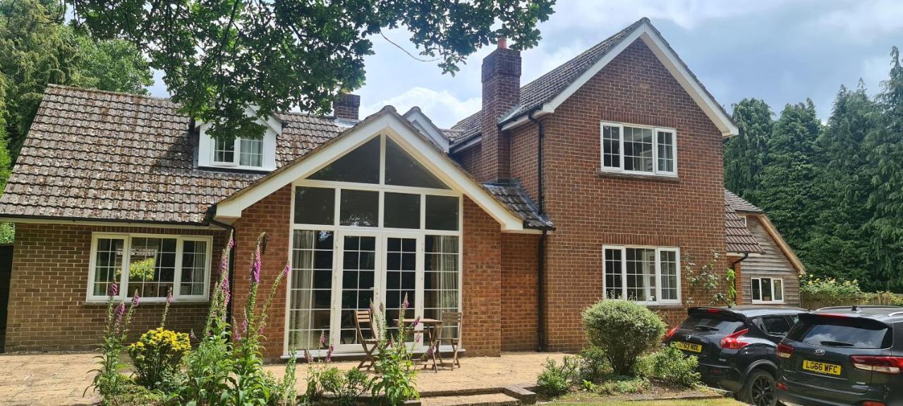 Ha'Penny Acre Acomodação com café da manhã Sherfield English Exterior foto